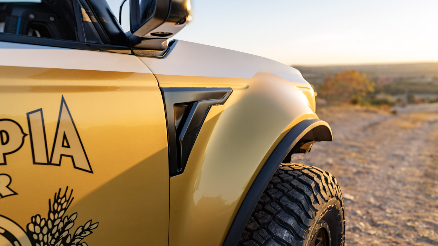 Saleen Bronco on the trail