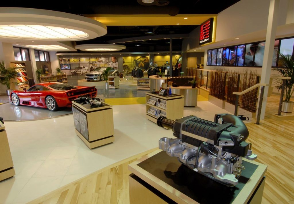 2006: The Saleen Store