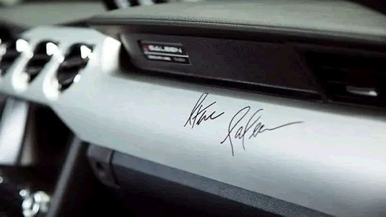 signed dash